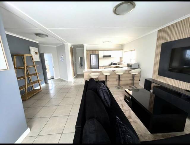 2 BEDROOM PROPERTY TO RENT IN LINBRO PARK